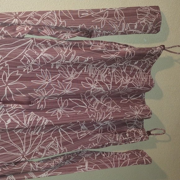 Eddie Bauer Swim women’s Pink tropical 1/4 zip Rashguard UPF 50 size S - Picture 3 of 6